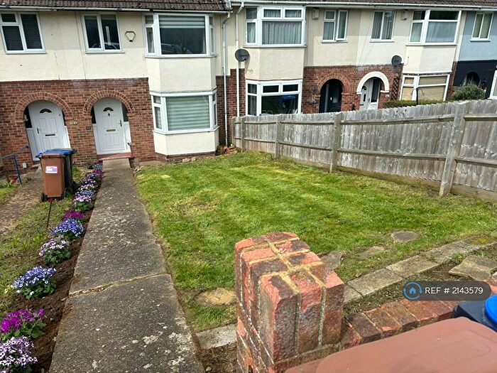 3 Bedroom Terraced House To Rent In Rothersthorpe Road, Northampton, NN4