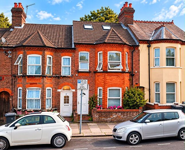 Studio To Rent In Lyndhurst Road, Luton, LU1