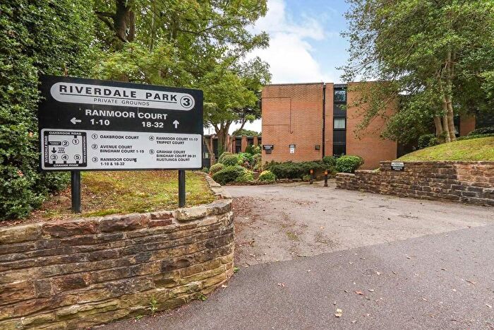 3 Bedroom Maisonette To Rent In Graham Road, Sheffield, South Yorkshire, S10