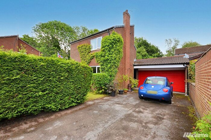 3 Bedroom Detached House For Sale In Greenhouse Farm Road, Runcorn, WA7