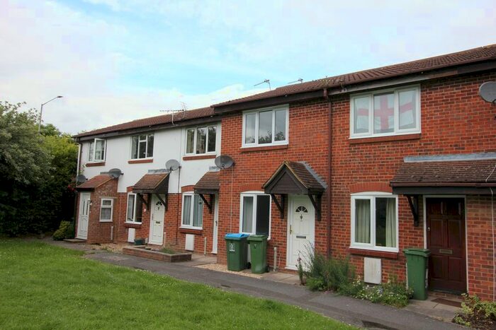 1 Bedroom Terraced House To Rent In Sharp Close, Aylesbury, HP21