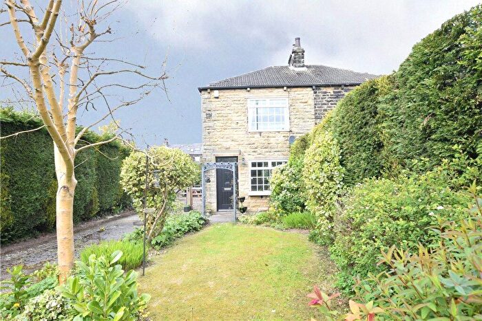 2 Bedroom Semi-Detached House To Rent In Brandon Cottage, Shadwell Lane, Leeds, West Yorkshire, LS17