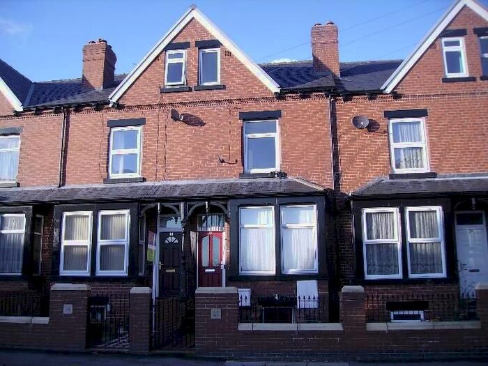 1 Bedroom Flat To Rent In Maud Avenue, Beeston, Leeds, LS11