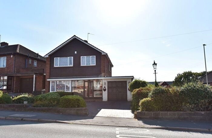3 Bedroom Detached House For Sale In Pensnett, Tansey Green Road, DY5
