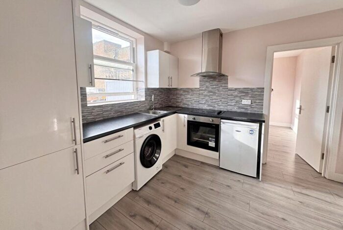 1 Bedroom Flat To Rent In High Street, SL1