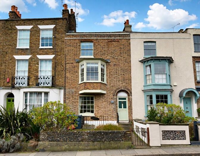 3 Bedroom Terraced House For Sale In Nelson Place, Broadstairs, CT10