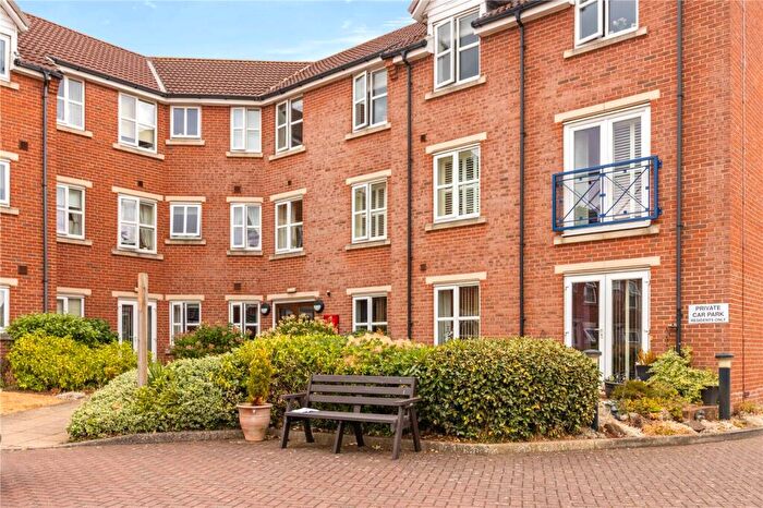 1 Bedroom Flat For Sale In Ancholme Mews, Brigg, North Lincolnshire, DN20