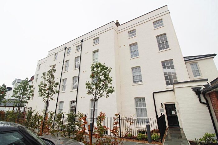 1 Bedroom Apartment To Rent In London Road, Reading, RG1