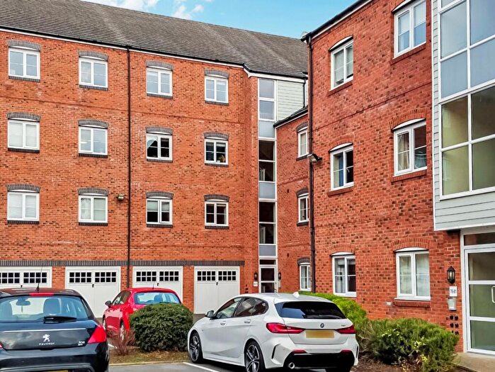 2 Bedroom Apartment To Rent In Chandley Wharf, Warwick, CV34