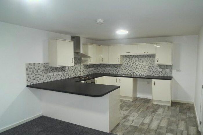 2 Bedroom Flat To Rent In Beecroft Road, Cannock WS11