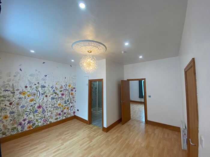 1 Bedroom Flat To Rent In Carlyle Road, Birmingham, B16