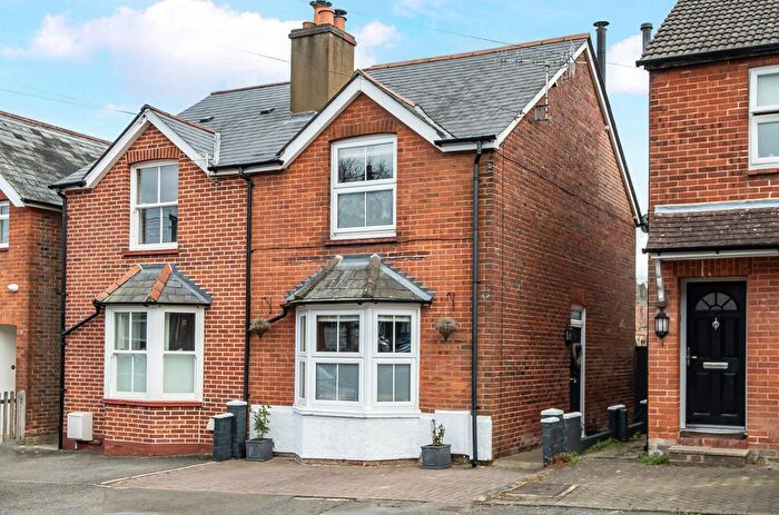 3 Bedroom Semi-Detached House For Sale In Haslemere, West Sussex, GU27