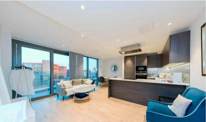 2 Bedroom Flat To Rent In Camley Street, London, N1C