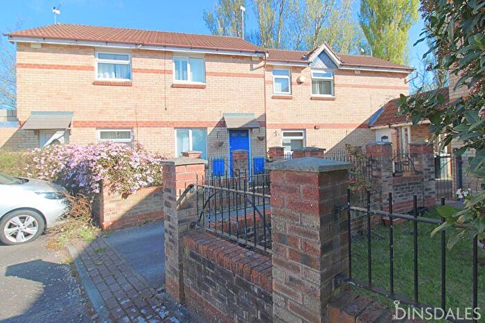 2 Bedroom Terraced House To Rent In Barnby Avenue, Lower Grange, Bradford, BD8