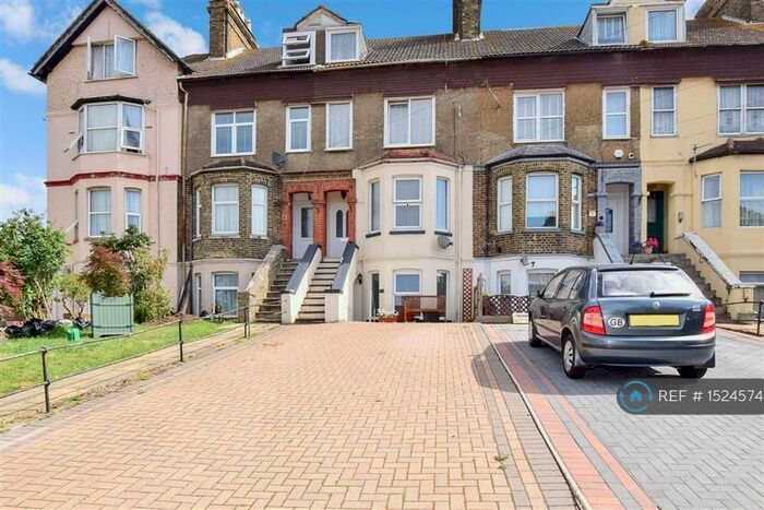 2 Bedroom Maisonette To Rent In Salisbury Road, Dover, CT16