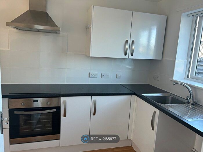 3 Bedroom Semi-Detached House To Rent In Ty Fry Gardens, Cardiff, CF3