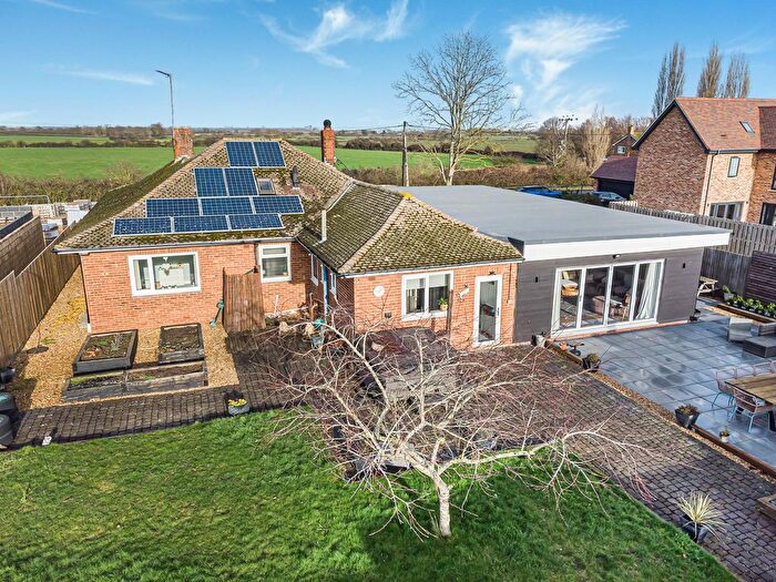 4 Bedroom Detached Bungalow For Sale In Witcham Road, Mepal, CB6