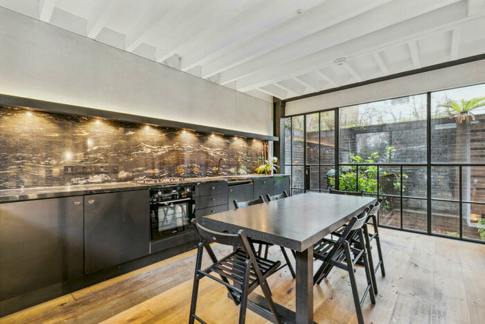 2 Bedroom Mews To Rent In Prince Albert Mews, London, SW11