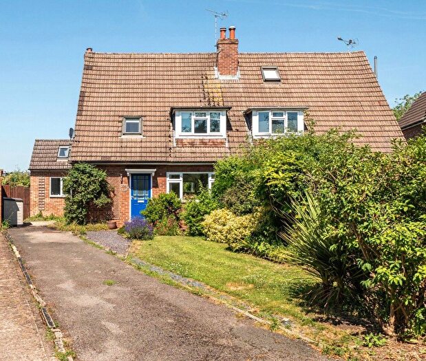 3 Bedroom Semi-detached House For Sale In Gordon Road, Cheltenham, Gloucestershire, GL53