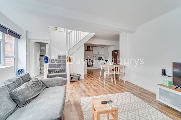1 Bedroom Maisonette To Rent In Laburnum Street, Haggerston, London, E2
