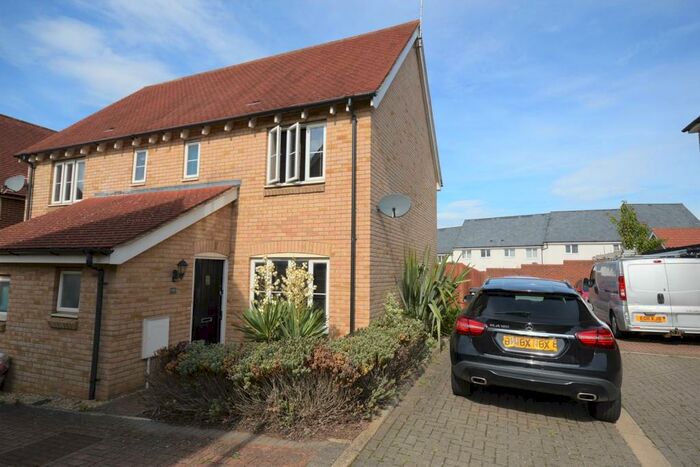 2 Bedroom Semi-Detached House To Rent In Putter Court, Braintree, CM7