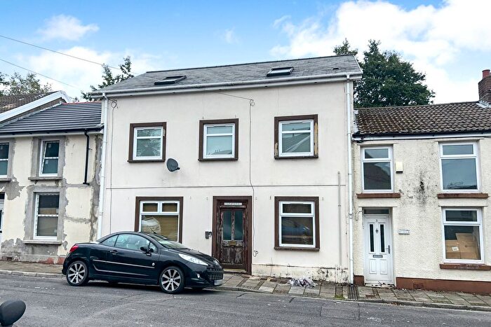 Block Of Flats For Sale In Gloucester Street, Aberdare, CF44