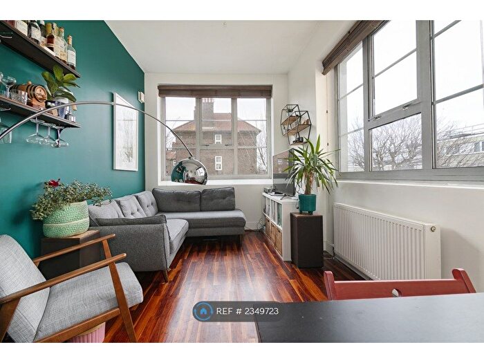 1 Bedroom Flat To Rent In Sunlight Square, London, E2