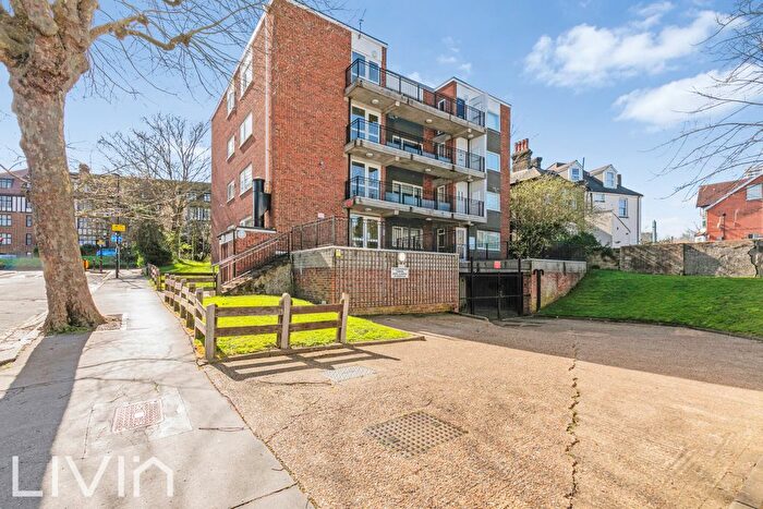 1 Bedroom Flat To Rent In Rowland Court, Addiscombe Road, Croydon, CR0