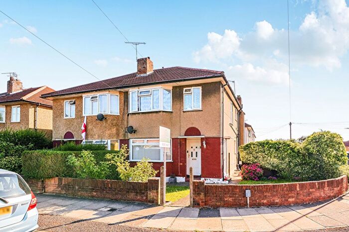 2 Bedroom Property For Sale In West End Road, Ruislip, HA4