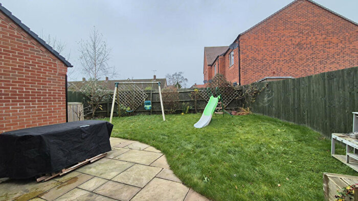 4 Bedroom Detached House For Sale In Nelsons Way, Stockton, CV47