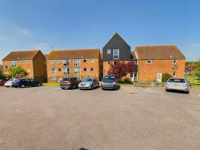 1 Bedroom Flat To Rent In Cokeham Road, Lancing, BN15