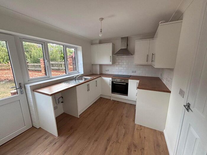 2 Bedroom End Of Terrace House To Rent In Pennycress Way, Newport Pagnell, MK16