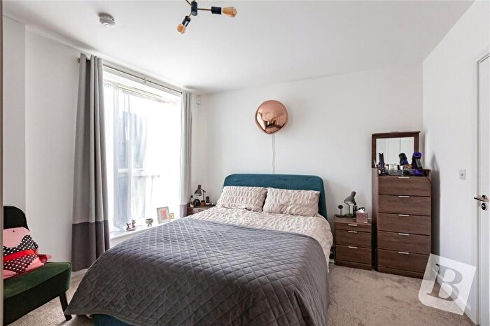 2 Bedroom Property For Sale In Dearborn House, Fairmont Road, Rainham, RM13