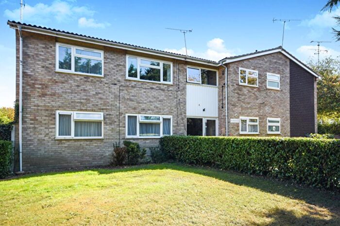 1 Bedroom Flat To Rent In Dorset Avenue, Chelmsford, CM2