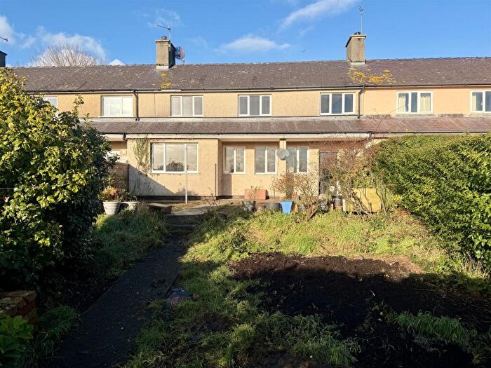3 Bedroom House For Sale In Tyddyn To, Menai Bridge, LL59