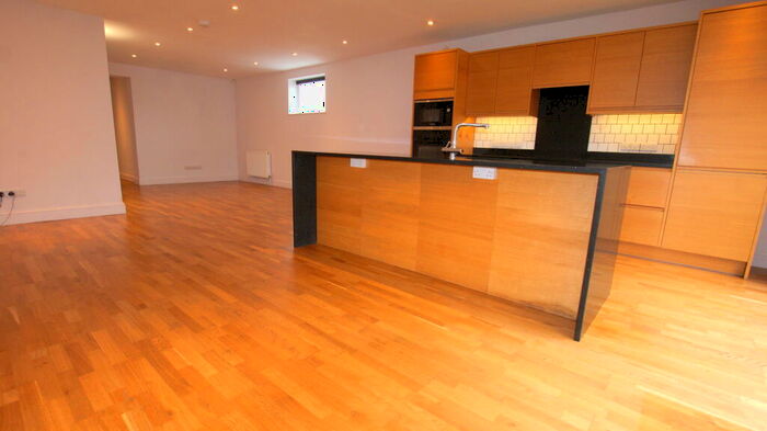 4 Bedroom Town House To Rent In Prestbury Road Cheltenham, GL52