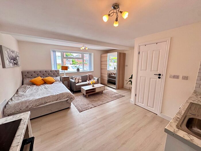 Studio To Rent In Charlotte Grove, Nottingham, NG9