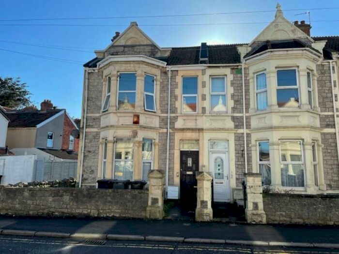 2 Bedroom Flat To Rent In Brighton Road, Weston-super-Mare, North Somerset, BS23