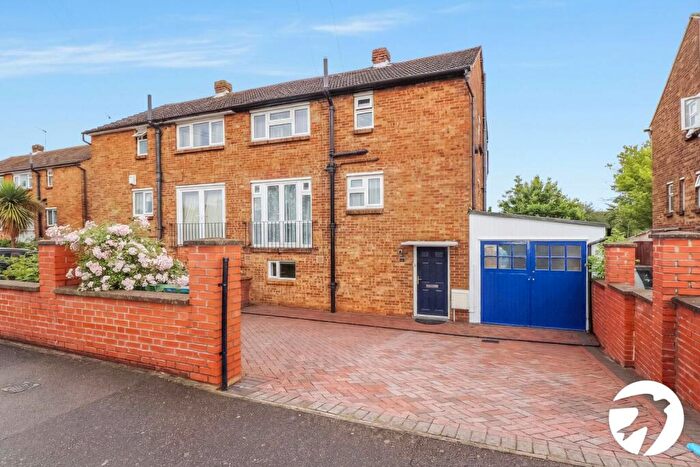 4 Bedroom Semi-Detached House For Sale In Norman Road, Belvedere, DA17