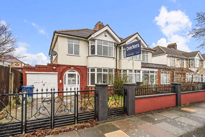 3 Bedroom Semi Detached House To Rent In Knowsley Avenue, Southall, UB1