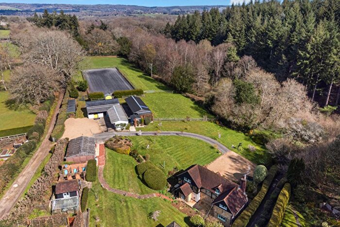 3 Bedroom Detached House For Sale In Row Lane, Albury, GU5