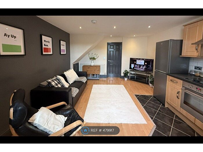 3 Bedroom Flat To Rent In Ecclesall Road, Sheffield, S11