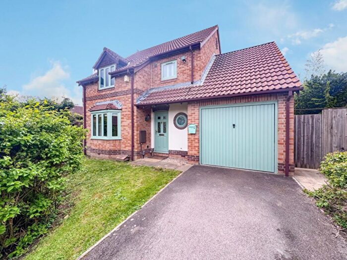 3 Bedroom Detached House For Sale In Shiels Drive, Bradley Stoke, Bristol, BS32