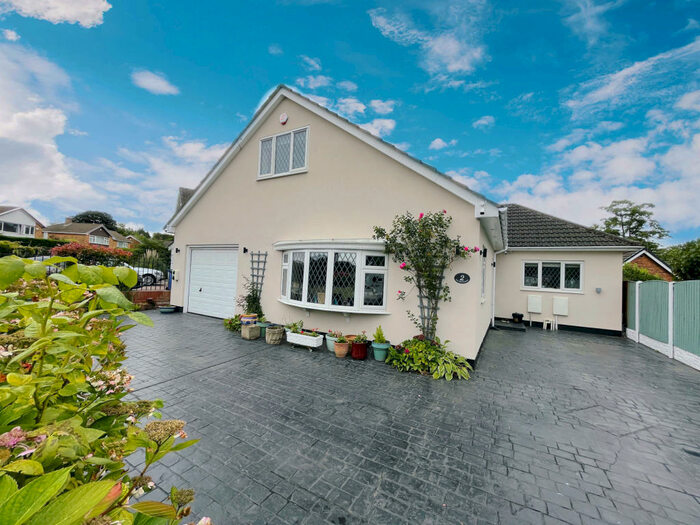 Houses for sale & to rent in DN7 6PY, Station Road, Hatfield Doncaster