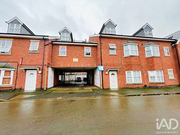 2 Bedroom Flat For Sale In David Road, Coventry, CV1
