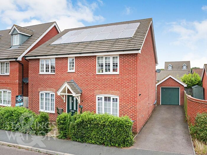 5 Bedroom Detached House To Rent In Colossus Way, Costessey, Norwich, NR5
