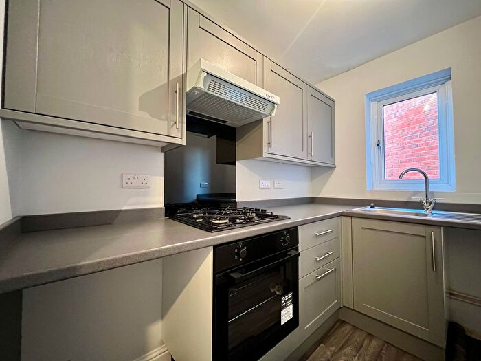 1 Bedroom Flat To Rent In Northgate, Cradley Heath, B64