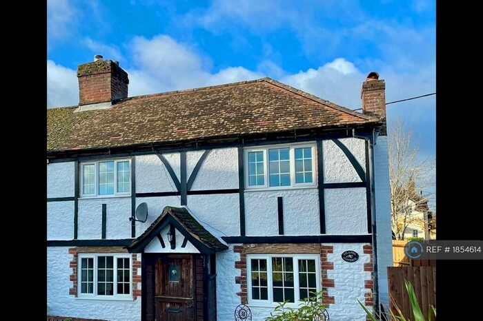 2 Bedroom Semi-Detached House To Rent In Chapel Cottages, Elstead, Godalming, GU8