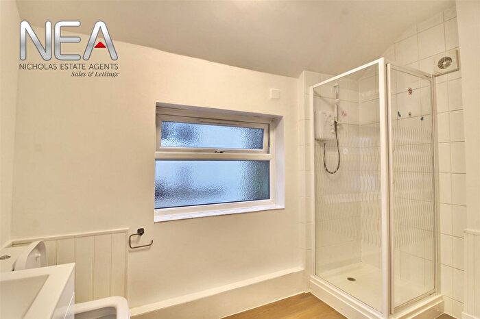 2 Bedroom End Of Terrace House To Rent In Gosbrook Road, Caversham, Reading, RG4