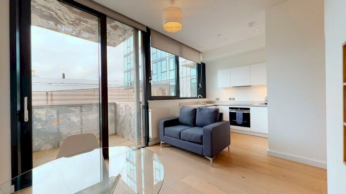 Studio To Rent In Highgate Hill, N19